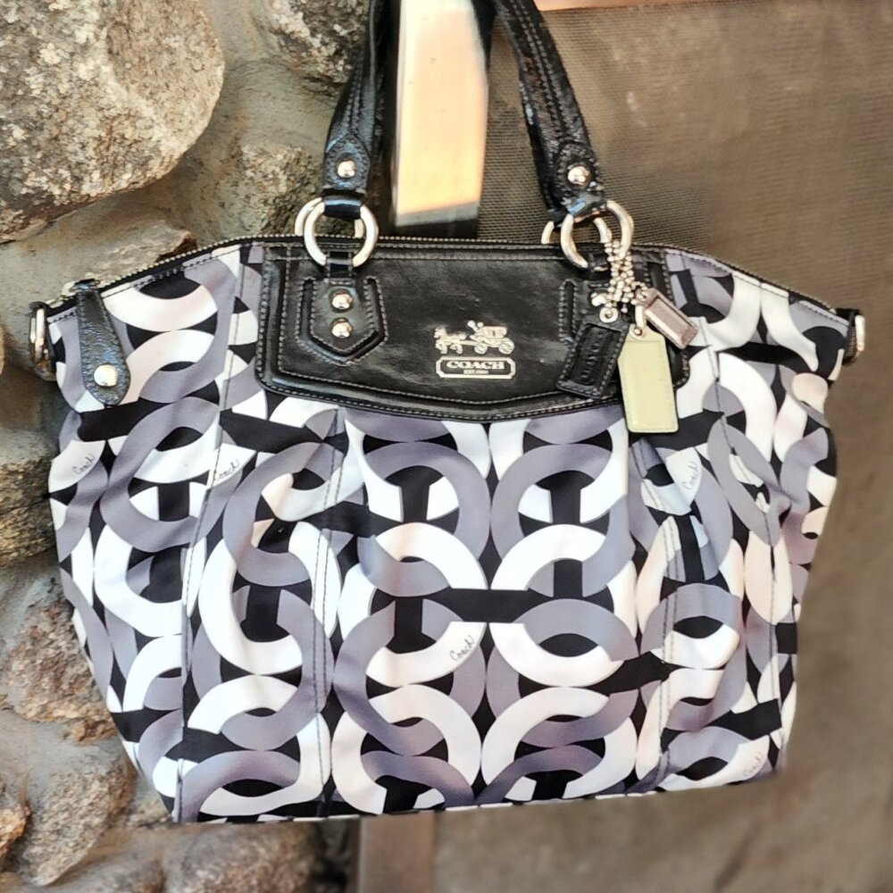 COACH H0968-14321 Madison Claire Op-Art Sateen Chain Link 2-Way Hobo Pur… - Picture 3 of 16